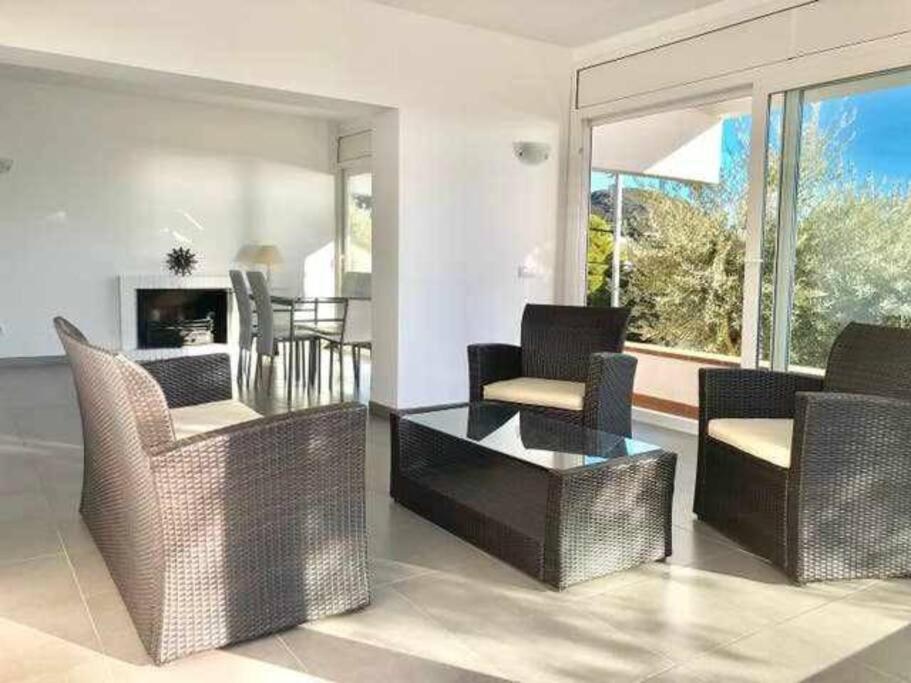 Amplio Apartamento Con Jardin En Almadrava Росес Екстер'єр фото