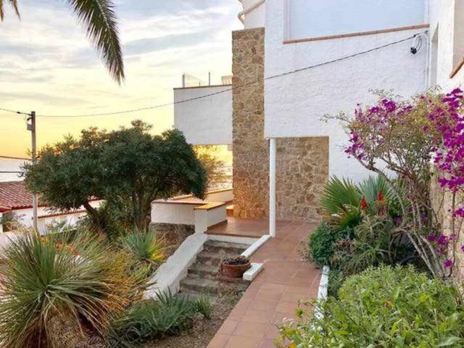Amplio Apartamento Con Jardin En Almadrava Росес Екстер'єр фото